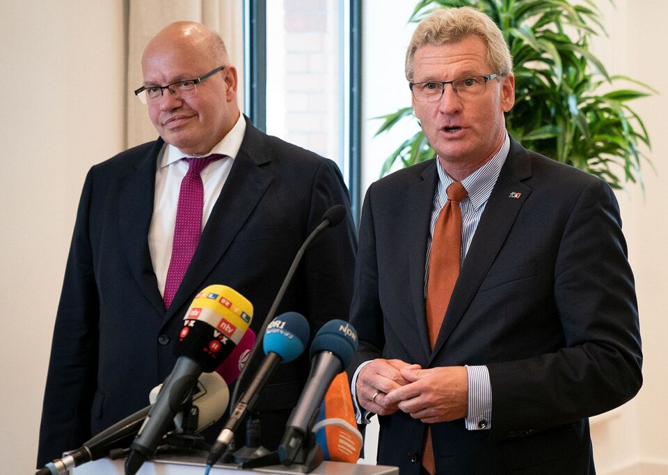 Der schleswig-holsteinische Wirtschaftsminister Bernd Buchholz (rechts) mit Peter Altmaier - als man sich noch physisch treffen durfte