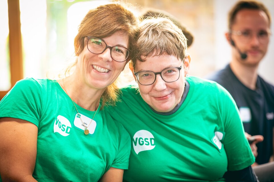 Das VGSD-Team war dieses Jahr in grünen T-Shirts unterwegs – und damit gut erkennbar für Fragen, Feedback oder einfach einen gut gelaunten Schnack.