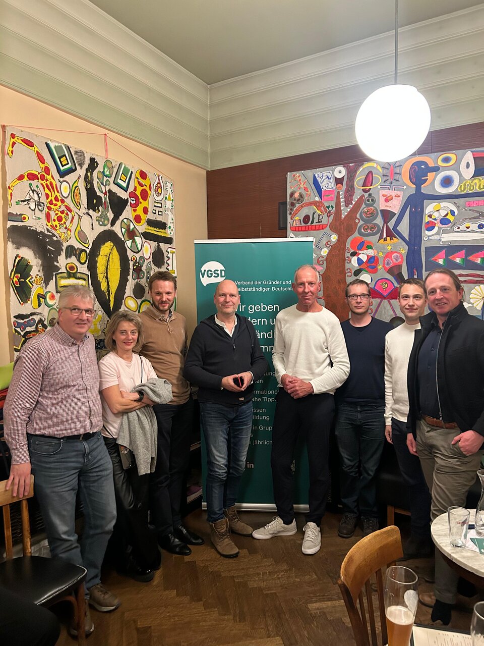 Die Teilnehmer/innen unseres Stammtisches mit dem Bundestagsabgeordneten Jens Lehmann.