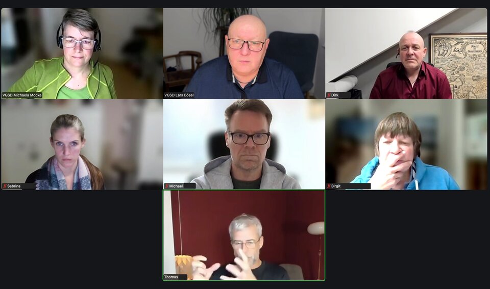 Die Teilnehmer/innen unseres November-Stammtisches.