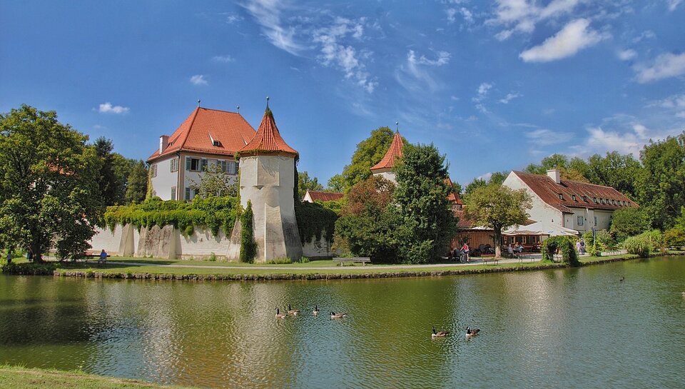 Die Blutenburg, eine Augenweide