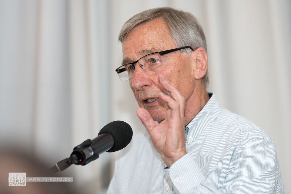 Wolfgang Clement bei seiner Rede